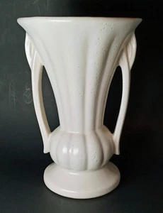 VTG 9 1/4" McCoy Matte White Ribbed Vase w/Handles Made in the USA - Picture 1 of 9
