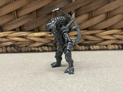 Mini boneco de ação MEGA CONSTRUX HEROES SERIES 1 ALIENS XENOMORPH preto - Imagem 1 de 3