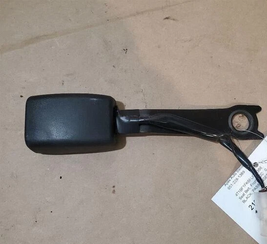 2015-2017 Toyota Camry Front Left Driver Seat Belt Buckle Assembly Black OEM Foto 1 de 1