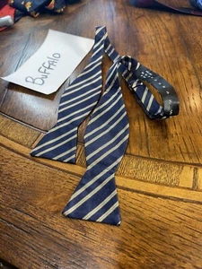 👔❤️ BOWTIE ELEGANT QUALITY SUIT DESIGNER NECKTIE TIE FREE SHIPPING 👔❤️ - Picture 1 of 5