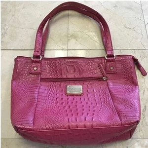 Marc Fisher Shoulder Bag Pink Faux Vegan Crocodile Leather - Picture 1 of 9