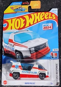 Hot Wheels 2024 White Rapid Pulse 137/250, Hot Wheels First Response 10/10 - Picture 1 of 2