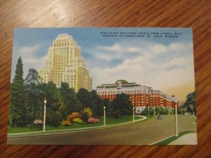 1940'S PARK PLAZA & CHASE HOTELS POSTCARD~LINDELL BLVD.ENTRANCE TO FOREST PARK - Picture 1 of 5