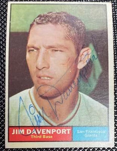 Jim Davenport 1961 Topps Baseball Autographed Card - Picture 1 of 1