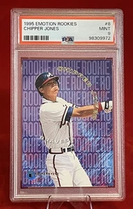 CHIPPER JONES 1995 EMOCIÓN NOVATOS #8 *PSA 9 COMO NUEVO* CANTIDAD HOF - BRAVES ¡Nueva losa! - Imagen 1 de 2
