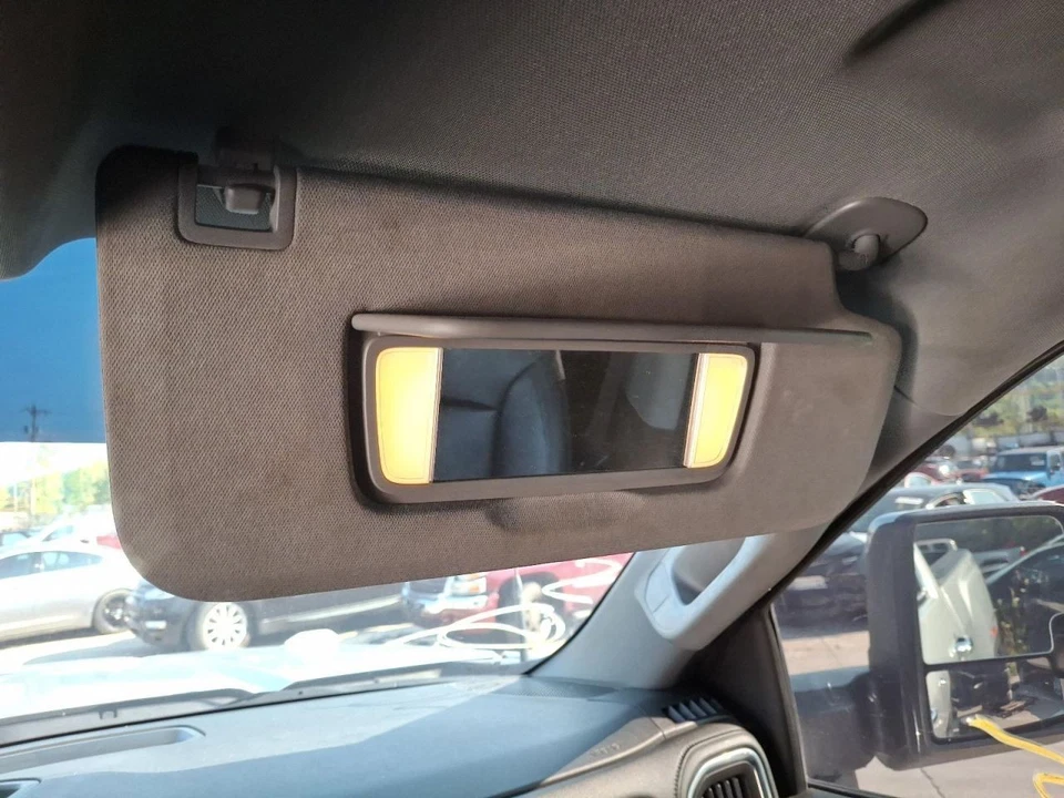 GMC Sierra 250 2020 pasajero derecho conjunto parasol gris usado OEM 268-12584R Foto 1 de 1