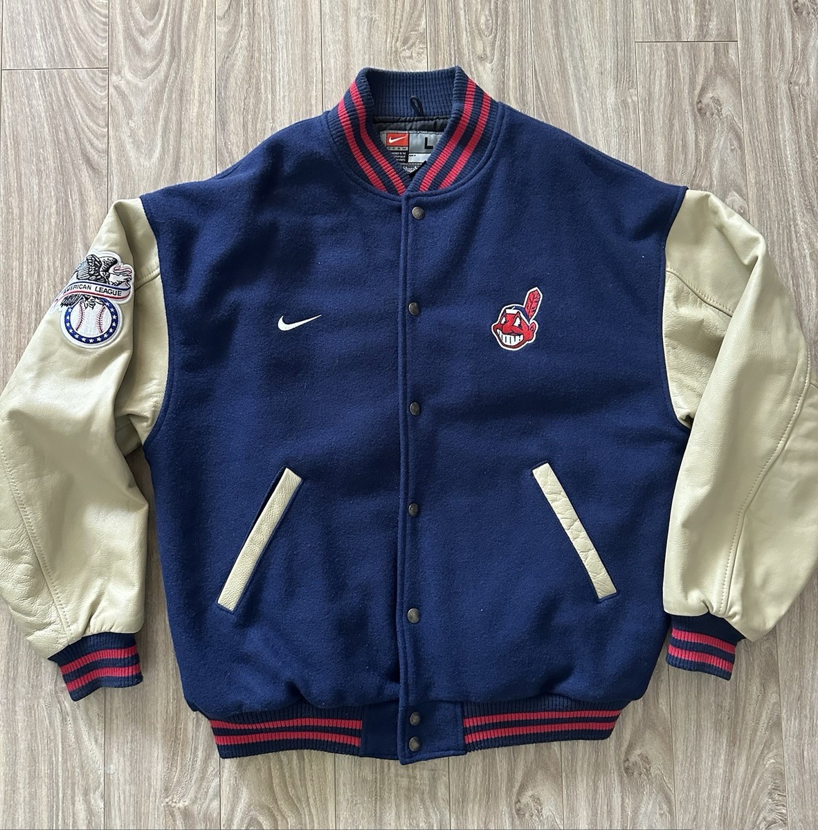 Nike Cleveland Indians コート　ジャケット　インディアンス Nike Cleveland Indians コート ジャケット インディアンス