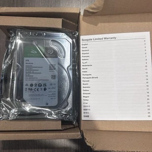Seagate Barracuda ST8000DM004 8TB 5400RPM SATA3 256MB Hard Drive 3.5" HDD - Photo 1/1