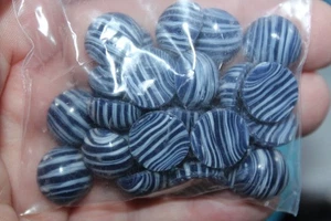 9-23. VINTAGE 15MM ROUND CZECH GLASS BLUE STRIPED DOMED CABS 8 PC LOT - Picture 1 of 1