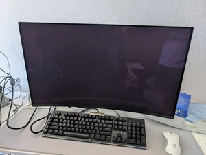 Alienware - AW3225QF 32in OLED4K UHD 240Hz Monitor *DAMAGED SEE PICS/DESCRIPTION - Picture 1 of 3