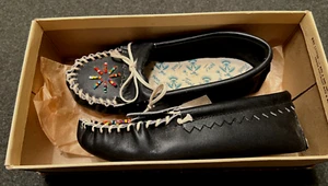 TAOS Indian Maid MOX Vintage Women’s Size 4 Black 709 Moccasins Shoes - Picture 1 of 10