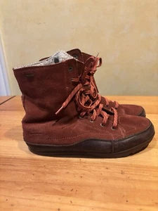 Women PATAGONIA Activist Waterproof Rusted Iron Suede Hiking Boots Warm Sz 7.5 - Picture 1 of 8
