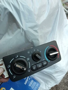 2005-2010 Chevrolet Cobalt AC Heater Climate Temp Control 28043865 GM Pontiac - Picture 1 of 7