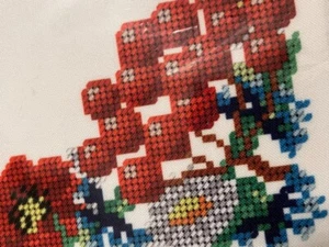 Cross stitch printed canvas, brought from Ukraine, 11 x 10.5 , white fabric for - Imagen 1 de 3