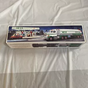 Hess Spielzeug Tankwagen 1990 neu im Originalkarton getestet - Bild 1 von 7