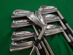 Mizuno Pro 221 Iron set 8pcs 3-9+Pw Dynamic Gold X100 Flex X RH Japan Used - Picture 1 of 8