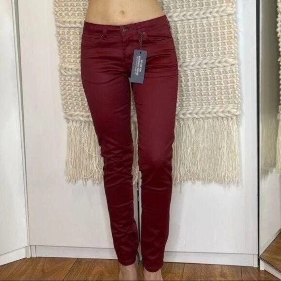 Pantalones ajustados Cielo Jeans rojos de imitación de cuero tiro medio talla 5 Foto 1 de 4