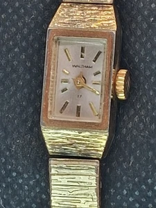 Vintage Waltham Damen Mechanische Uhr 17 Jewels Läuft - Bild 1 von 2