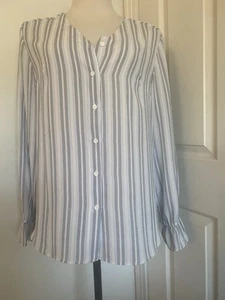 Tahari Button Down Puff Long Sleeve  Blouse Size M/M Pre-Owned - Picture 1 of 11