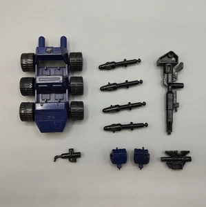 Vintage Transformers Teile / G1 Zubehör / Optimus Prime Fists Missiles Pump - Bild 1 von 6