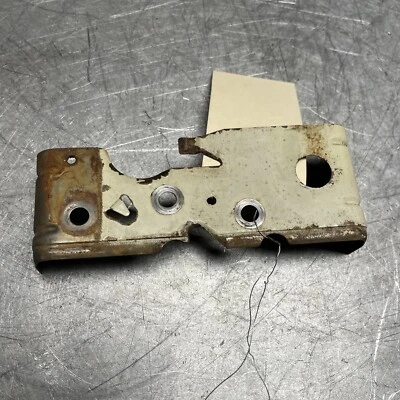 OEM GOOD USED 8HP BRIGGS 190403-3044-01 CYLINDER HEAD COVER 221901 - Image 1 of 2