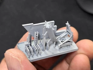 HSM-1/350 US NAVY Portside RHlB & Crane A for Ticonderoga Class Cruiser - Picture 1 of 4