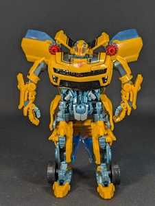 Transformers Revenge of the Fallen Battlefield Bumblebee complete Hasbro ROTF - Picture 1 of 5