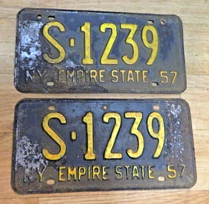 1957 SET OF 2-NEW YORK STAE-EMPIRE STATE LICENSE PLATES - Picture 1 of 1