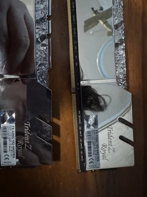 G.SKILL Trident Z Royal Series 64GB RAM (2 x 32GB) DDR4 3200 (PC4 25600) - Image 1 of 4