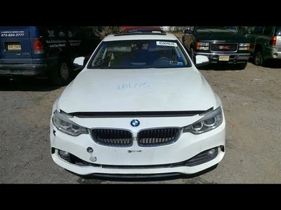 Depósito de lavado con arandelas de faros para BMW 320i 8452904 12-17 Foto 1 de 4