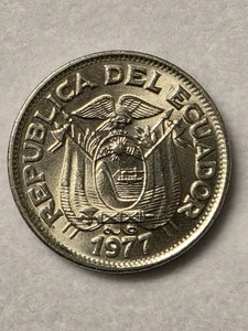 1977 Ecuador 50 Centavos Coin High Grade - Picture 1 of 2
