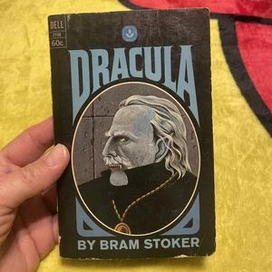Dracula Bram Stoker 1965 First Printing Horror Classic Dell - Picture 1 of 11