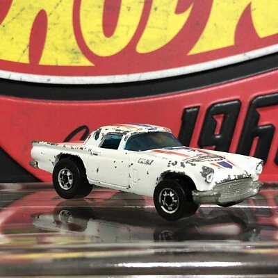 T-Bird Thunderbird 1977 vintage neumáticos de pared negros Hot Wheels 1957 Hong Kong  Foto 1 de 4