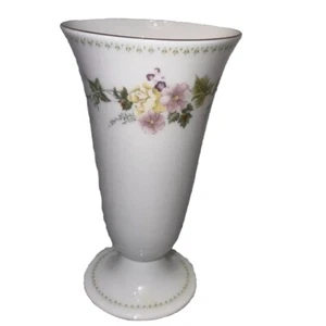 Wedgwood Bone China England Mirabelle bone Floral footed Bouquet vase - Picture 1 of 4