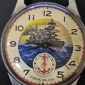 VINTAGE MEN'S EARLY MECHANICAL WATCH "POBEDA"(VICTORY) WITH HAND PAINT DIAL. - Picture 1 of 12