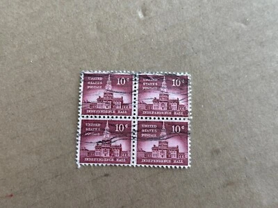 US. 1044. 10c. Independence Hall, Liberty Issue Block of 4 USED - Image 1 of 2
