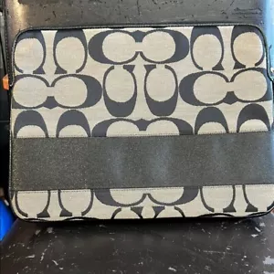Coach Laptop/Ipad Tech Sleeve Tasche gepolstert braun/khaki C Logo 11" B x 8" T - Bild 1 von 6