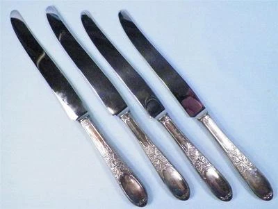 4 бордовых обеденных ножа для шампанского Wm Rogers & Son International серебро 1934 - Изображение 1 из 4