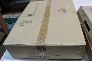 NEW HUMANSCALE M8 MONITOR ARM - Picture 1 of 2