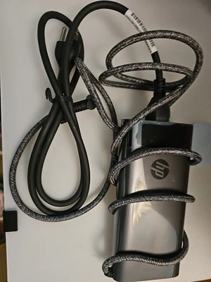  Adaptador y cable de alimentación HP 200W TPN-LA21 L73385-001 HP ZBook Fury 17 G8 RTX A5000 Foto 1 de 4