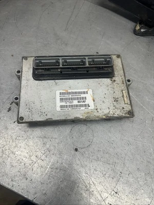 Jeep Cherokee 2001 01 4,0 ECM P56041801AF 56041801AF módulo de control del motor fabricante original Foto 1 de 4