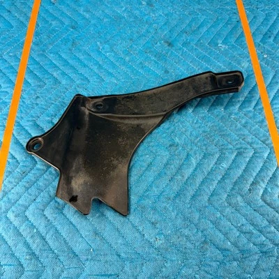 05-18 TOYOTA AVALON XL Front LH Fender Apron Seal Splash Shield 53737-06040 OEM - Image 1 of 4