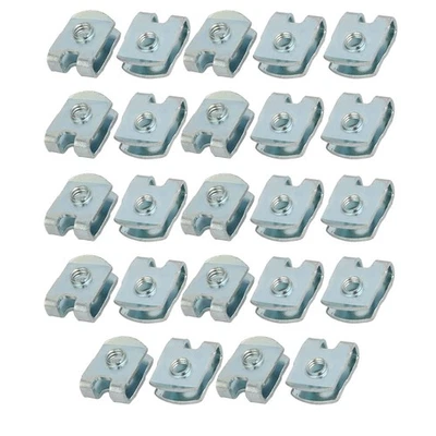 Montare vite M4 65mm Dado d'acciaio a U argento 15mm x 11.5mm 24pz - Immagine 1 di 4