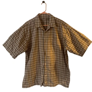 Pre Owned Men’s Ferruche Short Sleeve Butron Up Shirt Sz XXL Beige Classic Style - Picture 1 of 14