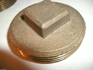 BRASS CLEANOUT PLUG 1-1/2" SQUARE HEAD - Picture 1 of 1