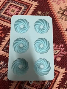 Set of 6 Silicone Cake Molds (New, Never Used) - Picture 1 of 10