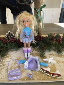 Muñeca Bratz Vinessa Ice Champions patinadora con accesorios años 2000 - Imagen 1 de 15