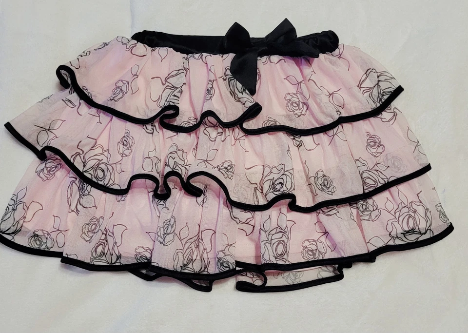 5T Floral Girls Twirl Tutu Skirt  Pink With Blaclk Bow And Pants Under. - Image 1 of 3