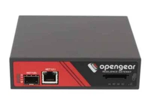 Opengear Gateway ACM7004-5-LMR 4x LAN 1Gb 4x Serial 4x USB LTE No Antennas No AC - Bild 1 von 5