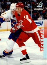 1997-98 Pinnacle Hockey #71 Steve Yzerman